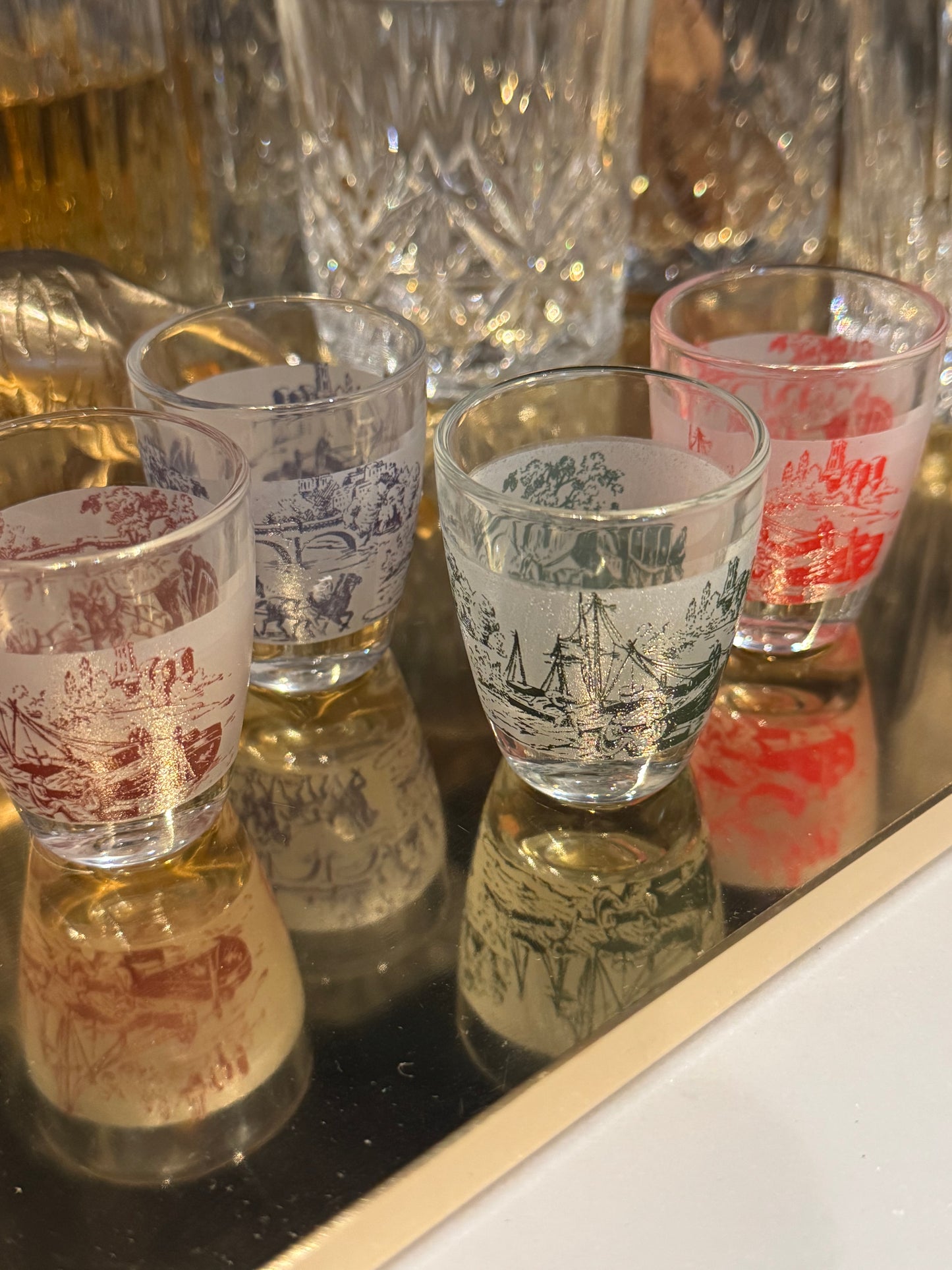 Set of 4 Vintage Verrerie Cristallerie d'Argues French Toile Shot Glasses